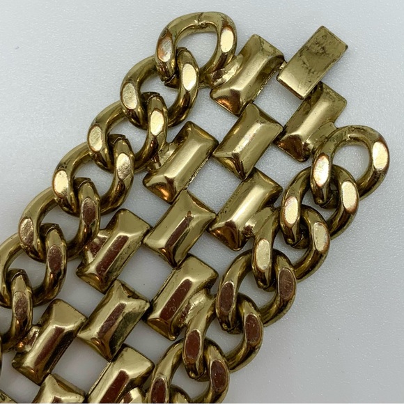 VINTAGE 1980’S THICK GOLD TONE WIDE CHAIN LINK BRACELET HEAVY 8” RETRO - Picture 4 of 7